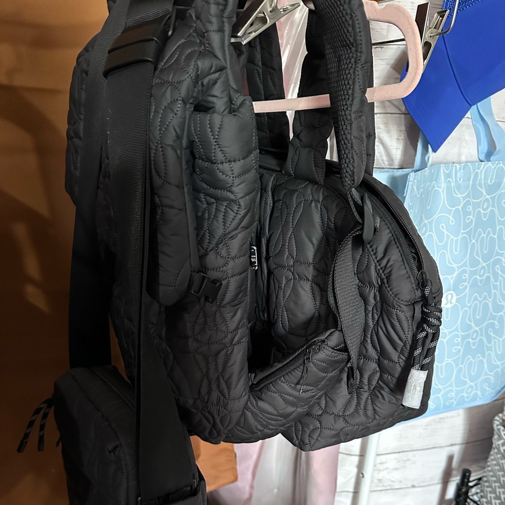 Lululemon Quilted Embrace backpack 13L - Picture 15 of 15